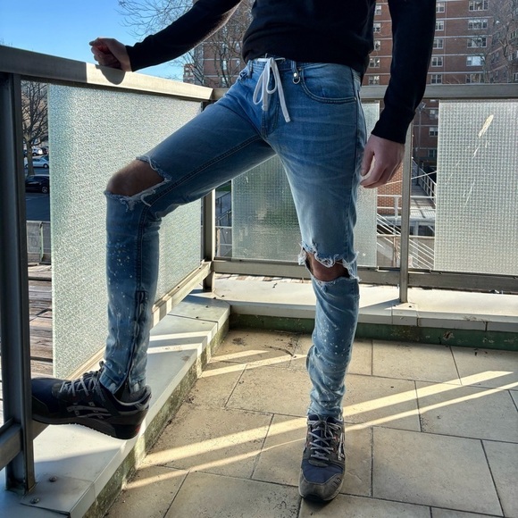 Hyper Denim Artsy Distressed Jeans Size 30 - Picture 3 of 10